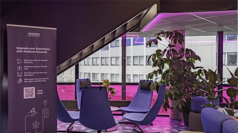 <b>Prize by Radisson Solheimsviken Bergen Lobby</b>. Images powered by <a href="https://iceportal.shijigroup.com/" title="IcePortal" target="_blank">IcePortal</a>.