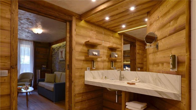 <b>Les Bas Rupts Et Chalet Fleuri Room</b>. Images powered by <a href="https://iceportal.shijigroup.com/" title="IcePortal" target="_blank">IcePortal</a>.