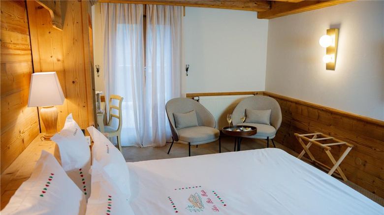 <b>Les Bas Rupts Et Chalet Fleuri Room</b>. Images powered by <a href="https://iceportal.shijigroup.com/" title="IcePortal" target="_blank">IcePortal</a>.