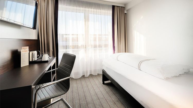 Premier Inn Berlin City South Room