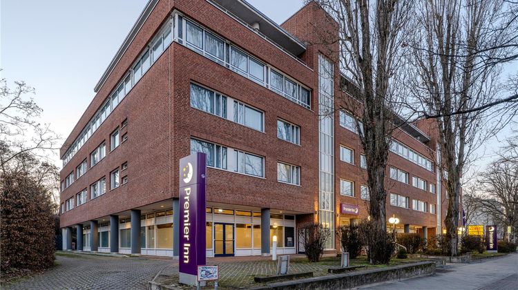 Premier Inn Berlin City South Exterior