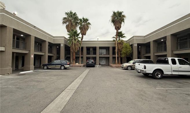 DTLV, a Baymont by Wyndham Exterior
