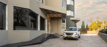Hotel Gwalior Regency Exterior