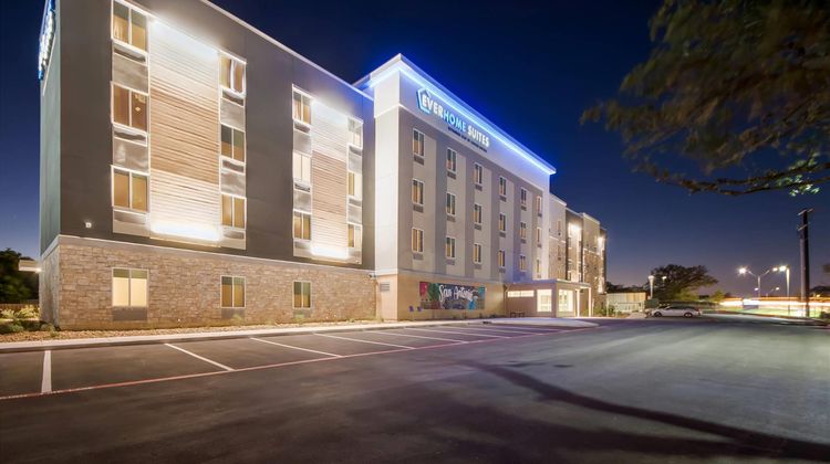 Everhome Suites, San Antonio Exterior