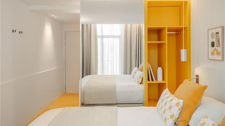 <b>Hotel Saint Christophe Room</b>. Images powered by <a href="https://iceportal.shijigroup.com/" title="IcePortal" target="_blank">IcePortal</a>.