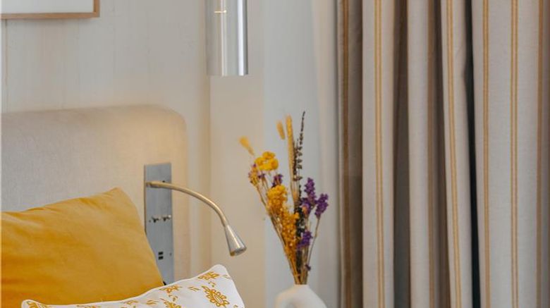 <b>Hotel Saint Christophe Room</b>. Images powered by <a href="https://iceportal.shijigroup.com/" title="IcePortal" target="_blank">IcePortal</a>.