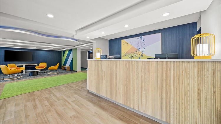 Spark by Hilton Milford Boston Lobby