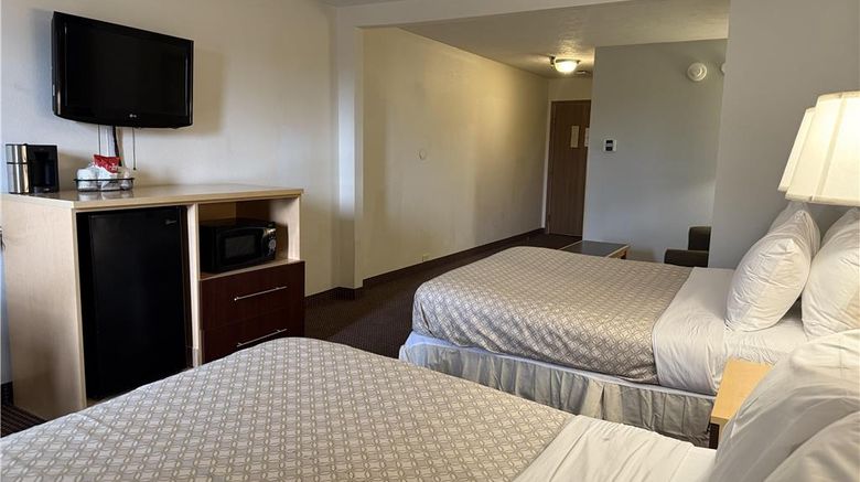 <b>SureStay by Best Western Obetz Rickenbac Room</b>. Images powered by <a href="https://iceportal.shijigroup.com/" title="IcePortal" target="_blank">IcePortal</a>.