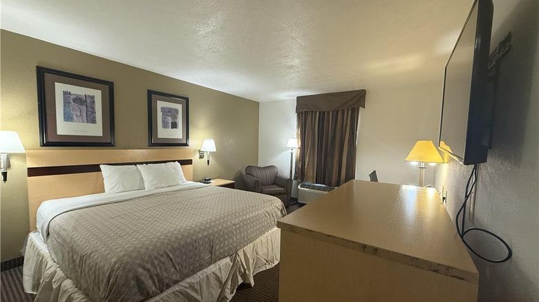 <b>SureStay by Best Western Obetz Rickenbac Room</b>. Images powered by <a href="https://iceportal.shijigroup.com/" title="IcePortal" target="_blank">IcePortal</a>.