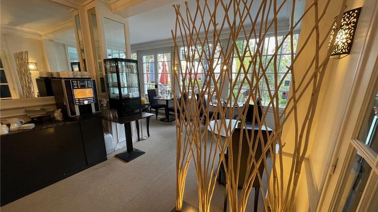 <b>Hotel la Mascotte Lobby</b>. Images powered by <a href="https://iceportal.shijigroup.com/" title="IcePortal" target="_blank">IcePortal</a>.