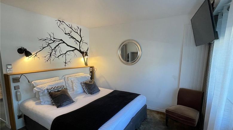 <b>Hotel la Mascotte Room</b>. Images powered by <a href="https://iceportal.shijigroup.com/" title="IcePortal" target="_blank">IcePortal</a>.