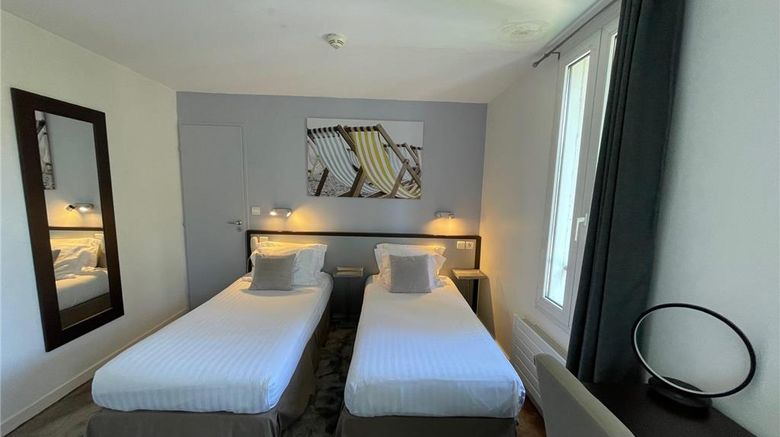 <b>Hotel la Mascotte Room</b>. Images powered by <a href="https://iceportal.shijigroup.com/" title="IcePortal" target="_blank">IcePortal</a>.