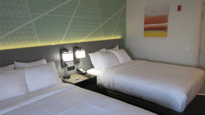 <b>Comfort Inn & Suites Rochester Room</b>. Images powered by <a href="https://iceportal.shijigroup.com/" title="IcePortal" target="_blank">IcePortal</a>.