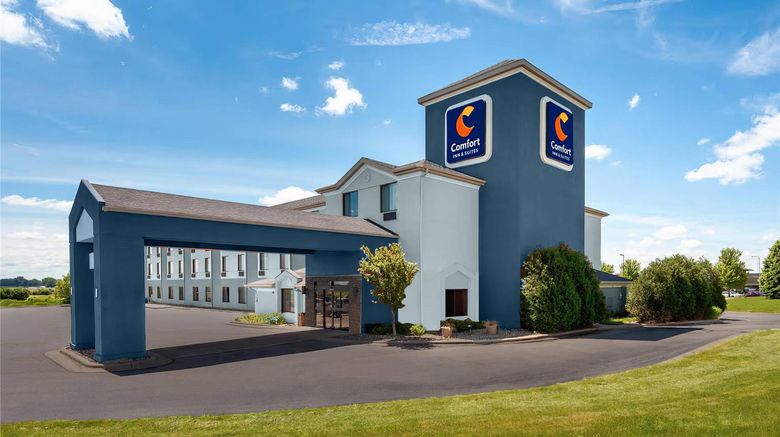 Comfort Inn  and  Suites Rochester Exterior. Images powered by <a href="https://iceportal.shijigroup.com" target="_blank" rel="noopener">Ice Portal</a>.