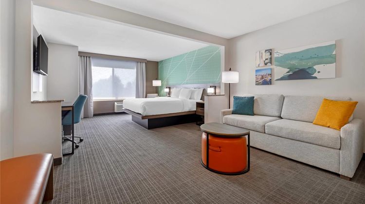 Comfort Inn & Suites Rochester Suite