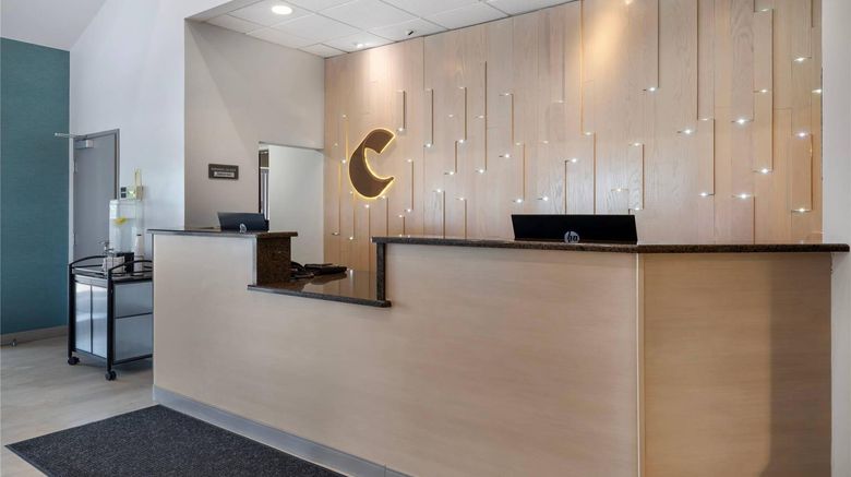 <b>Comfort Inn & Suites Rochester Lobby</b>. Images powered by <a href="https://iceportal.shijigroup.com/" title="IcePortal" target="_blank">IcePortal</a>.