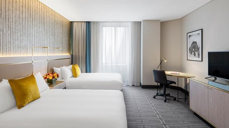 <b>Paradox Sydney Room</b>. Images powered by <a href="https://iceportal.shijigroup.com/" title="IcePortal" target="_blank">IcePortal</a>.