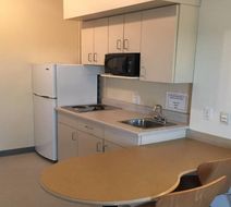 Super 8 by Wyndham Estevan Room
