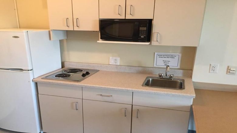 <b>Super 8 by Wyndham Estevan Other</b>. Images powered by <a href="https://iceportal.shijigroup.com/" title="IcePortal" target="_blank">IcePortal</a>.