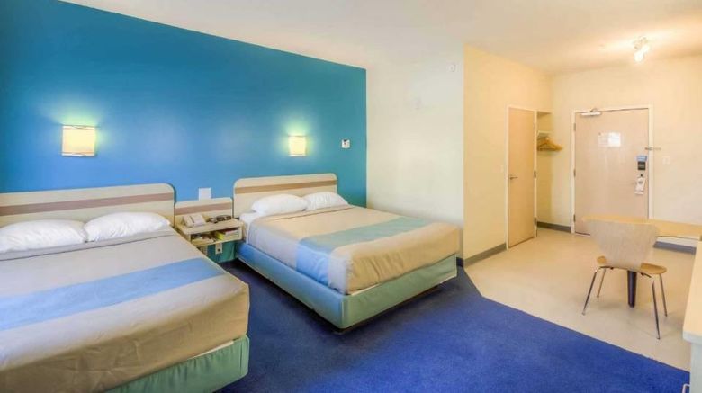 <b>Super 8 by Wyndham Estevan Room</b>. Images powered by <a href="https://iceportal.shijigroup.com/" title="IcePortal" target="_blank">IcePortal</a>.