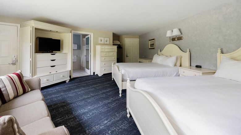 <b>Blue Rock Resort Suite</b>. Images powered by <a href="https://iceportal.shijigroup.com/" title="IcePortal" target="_blank">IcePortal</a>.