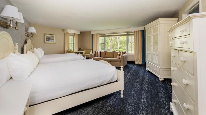 <b>Blue Rock Resort Suite</b>. Images powered by <a href="https://iceportal.shijigroup.com/" title="IcePortal" target="_blank">IcePortal</a>.