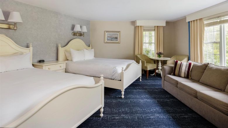 <b>Blue Rock Resort Suite</b>. Images powered by <a href="https://iceportal.shijigroup.com/" title="IcePortal" target="_blank">IcePortal</a>.
