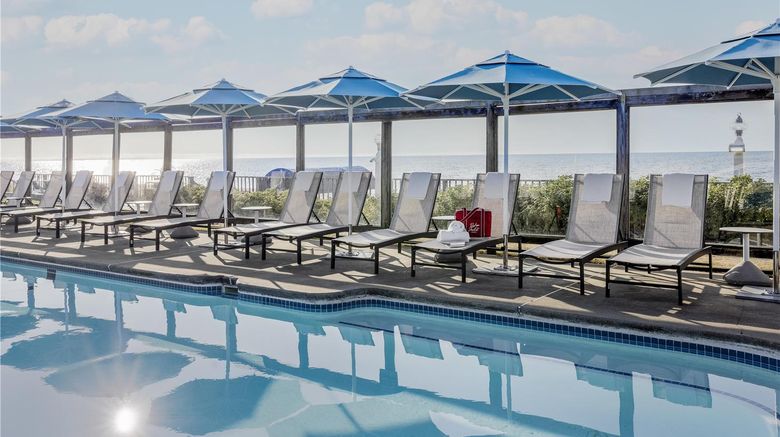 <b>Blue Water Resort Pool</b>. Images powered by <a href="https://iceportal.shijigroup.com/" title="IcePortal" target="_blank">IcePortal</a>.