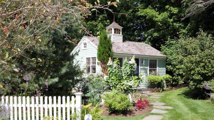 The Cottages at Cabot Cove Exterior