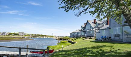 Green Harbor Resort Exterior