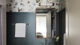 <b>Hidden Pond Room</b>. Images powered by <a href="https://iceportal.shijigroup.com/" title="IcePortal" target="_blank">IcePortal</a>.