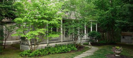 Hidden Pond Exterior