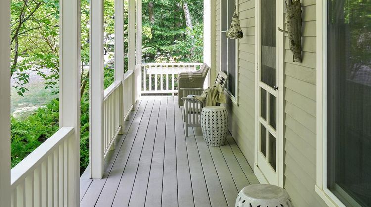 Hidden Pond Exterior
