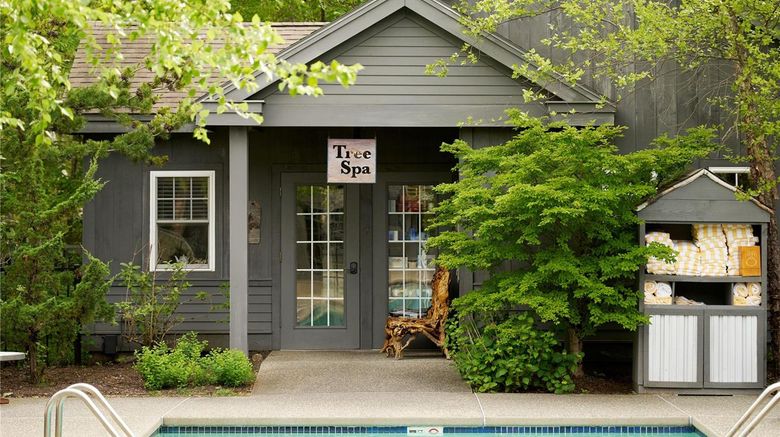 <b>Hidden Pond Spa</b>. Images powered by <a href="https://iceportal.shijigroup.com/" title="IcePortal" target="_blank">IcePortal</a>.