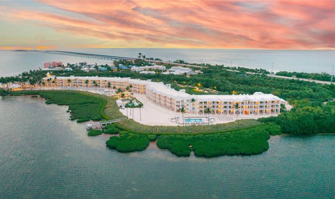 Isla Bella Beach Resort Exterior