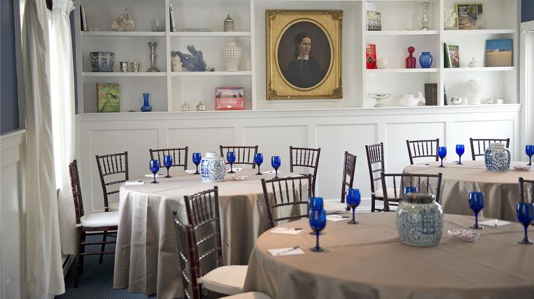 <b>Kennebunkport Inn Meeting</b>. Images powered by <a href="https://iceportal.shijigroup.com/" title="IcePortal" target="_blank">IcePortal</a>.
