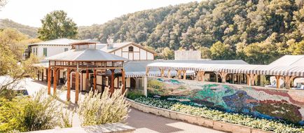 Lake Austin Spa Resort Exterior