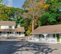 The Lodge on the Cove Exterior