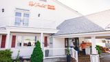 <b>Red Jacket Beach Resort Exterior</b>. Images powered by <a href="https://iceportal.shijigroup.com/" title="IcePortal" target="_blank">IcePortal</a>.
