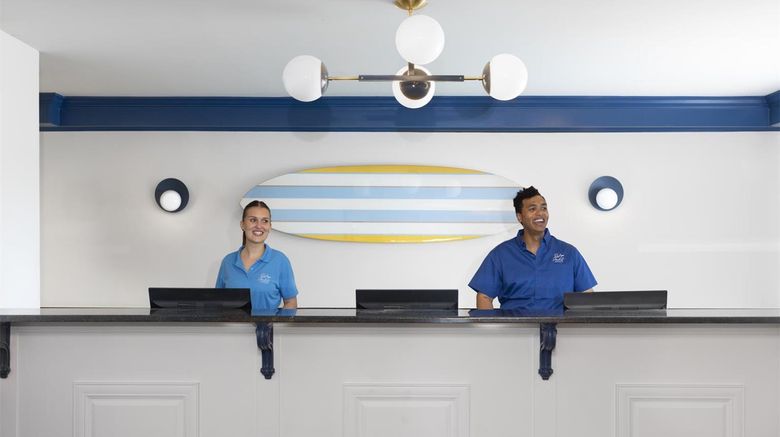 <b>Red Jacket Beach Resort Lobby</b>. Images powered by <a href="https://iceportal.shijigroup.com/" title="IcePortal" target="_blank">IcePortal</a>.