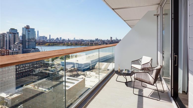 <b>The William Vale Suite</b>. Images powered by <a href="https://iceportal.shijigroup.com/" title="IcePortal" target="_blank">IcePortal</a>.