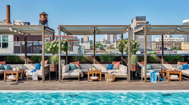 <b>The William Vale Pool</b>. Images powered by <a href="https://iceportal.shijigroup.com/" title="IcePortal" target="_blank">IcePortal</a>.