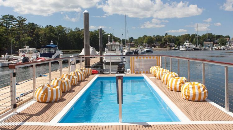 Yachtsman Lodge & Marina Club Pool