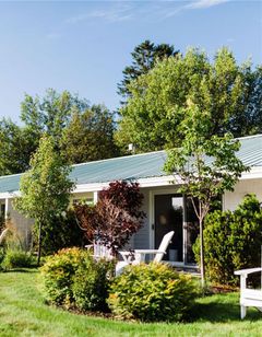 Yachtsman Lodge & Marina Club