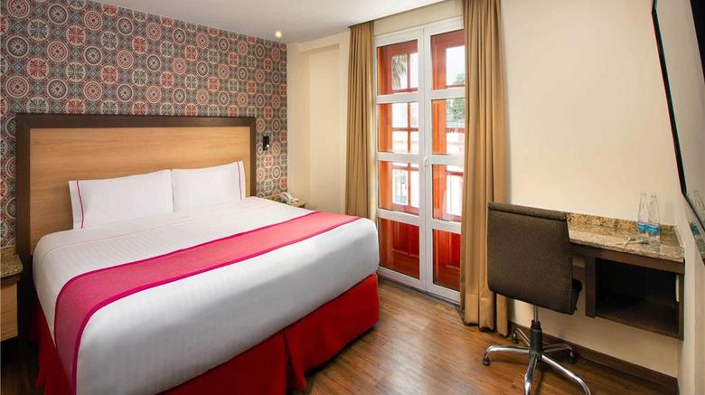 <b>Hotel MX Garibaldi Room</b>. Images powered by <a href="https://iceportal.shijigroup.com/" title="IcePortal" target="_blank">IcePortal</a>.