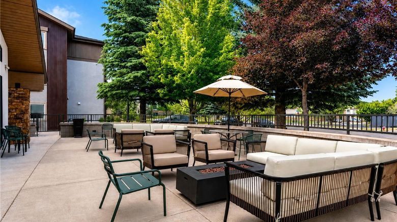 <b>Hampton Inn Sun Valley Exterior</b>. Images powered by <a href="https://iceportal.shijigroup.com/" title="IcePortal" target="_blank">IcePortal</a>.