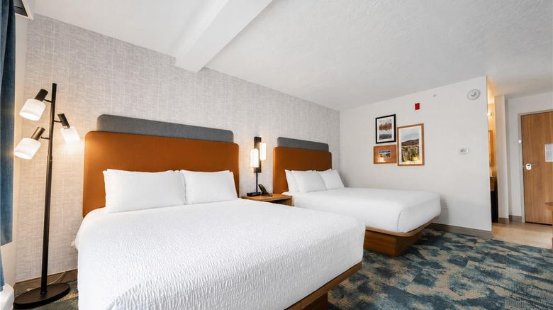<b>Hampton Inn Sun Valley Room</b>. Images powered by <a href="https://iceportal.shijigroup.com/" title="IcePortal" target="_blank">IcePortal</a>.