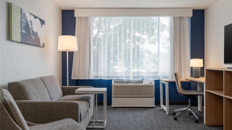 Spark by Hilton Watertown Room