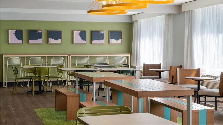 Spark by Hilton Watertown Restaurant