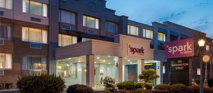 Spark by Hilton Watertown Exterior